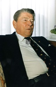 Image description is not available for 1992.188